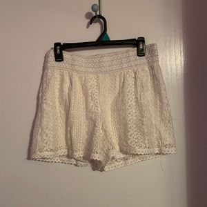 Maurice’s white shorts